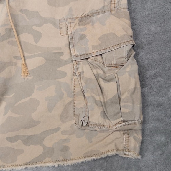 GAP Shorts Mens 34 11" Cargo Desert Camouflage Paratrooper Fatigue Military Y2K - Picture 3 of 13